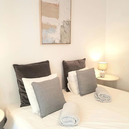 Alm- Spacious. Sunny. Patio. Quiet Area. Fast Wifi Lisbon Exterior photo